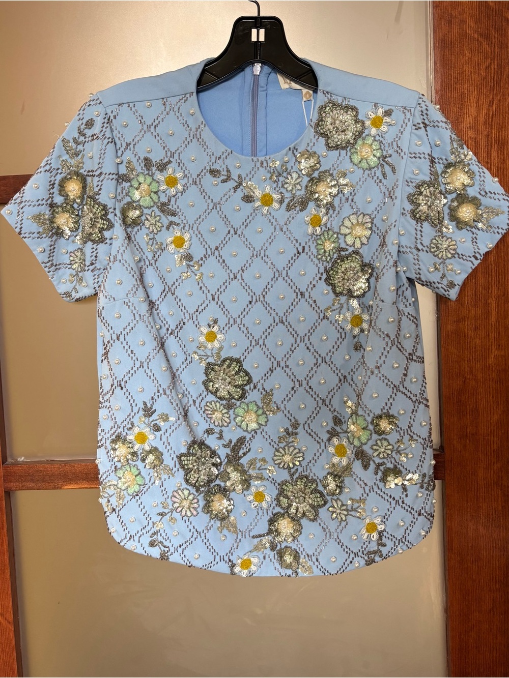 La Fuori Embroidered Floral Light Blue Short-Sleeve Blouse